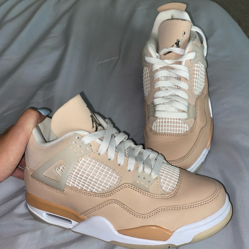 Worn once, very good condition